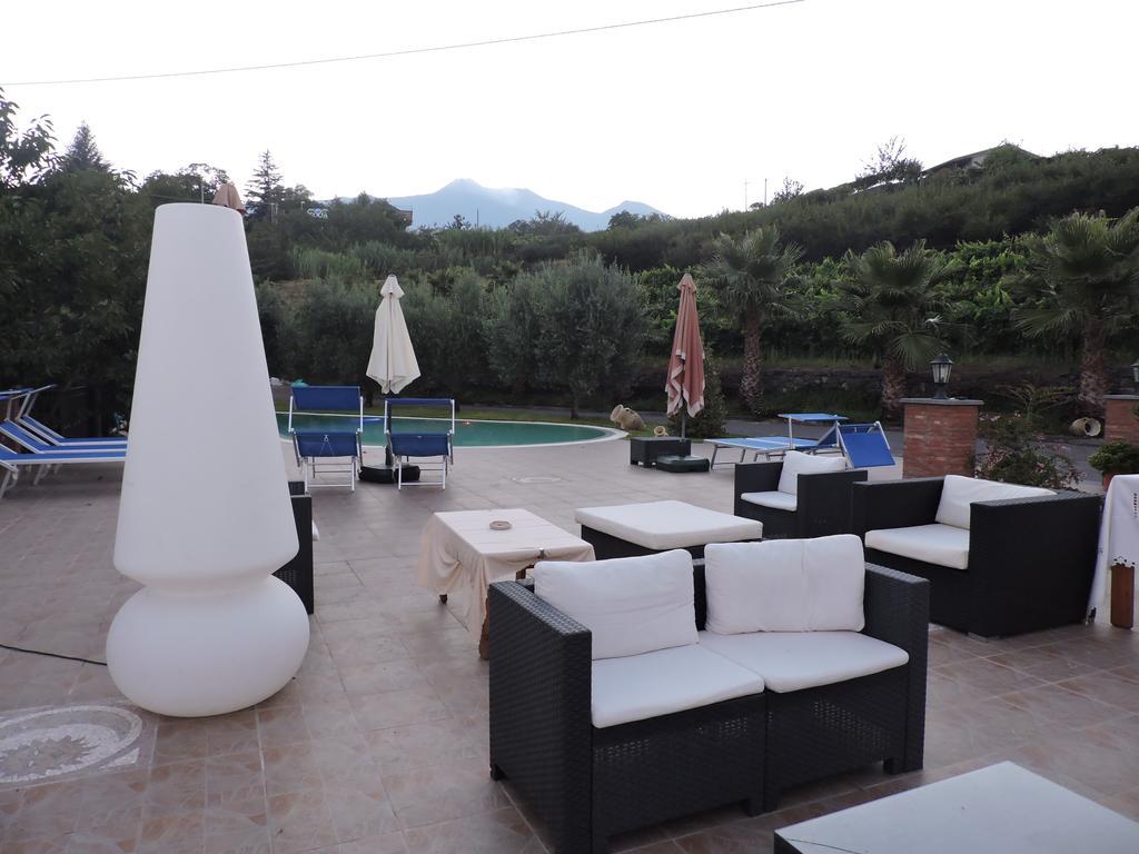 B&B Dimora Dell'Etna Мило Екстериор снимка